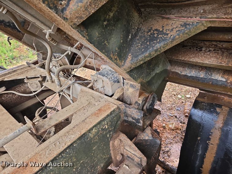 image for item ED1994 1989 Freightliner FLD120 dump truck