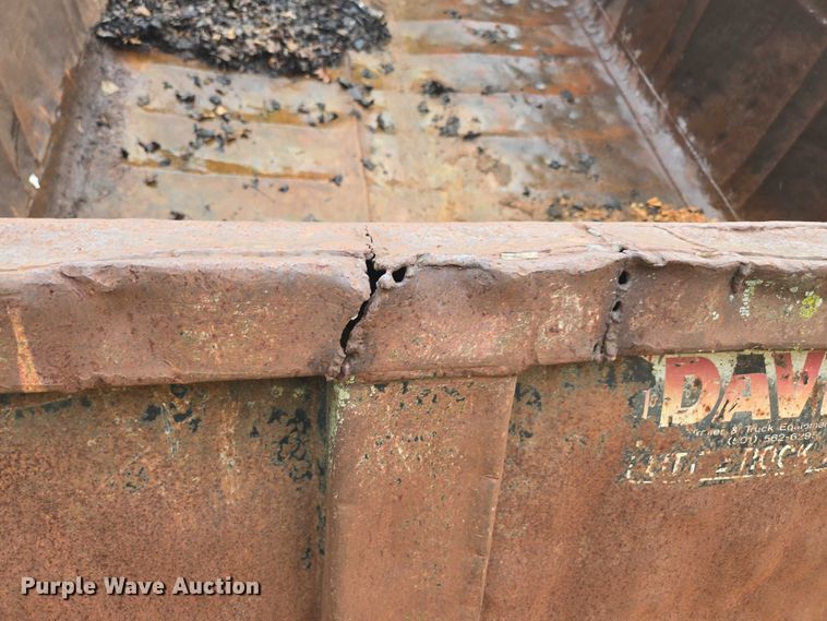 image for item ED1994 1989 Freightliner FLD120 dump truck