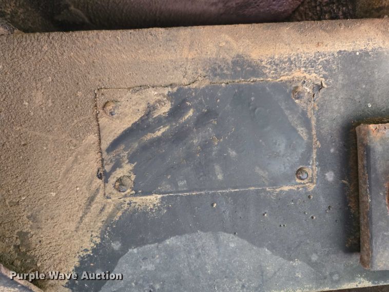 image for item ED1994 1989 Freightliner FLD120 dump truck