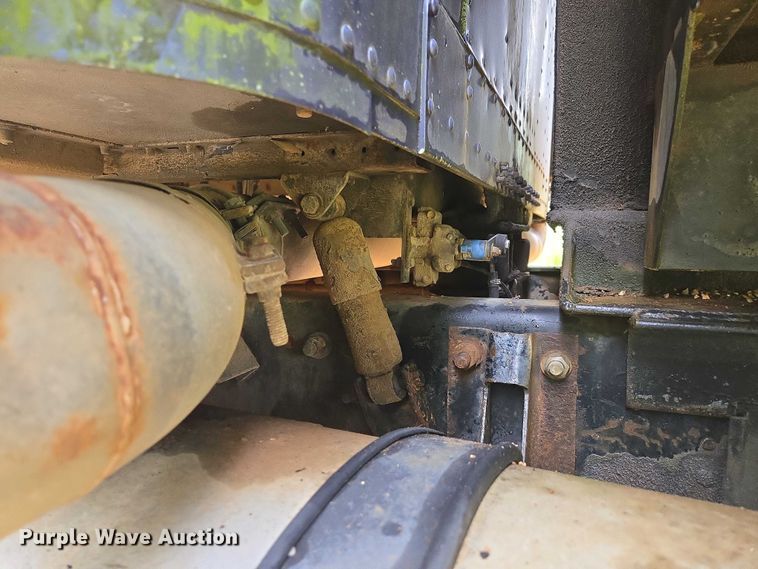 image for item ED1994 1989 Freightliner FLD120 dump truck