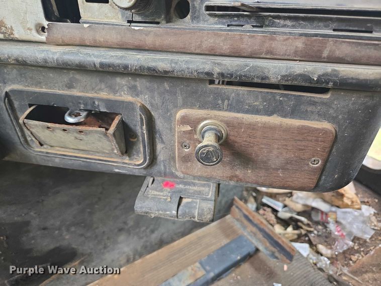 image for item ED1994 1989 Freightliner FLD120 dump truck