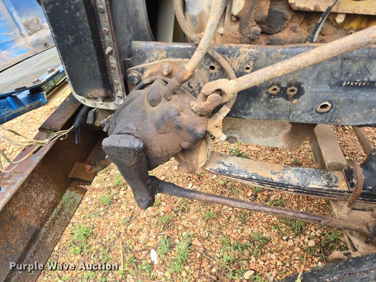 image for item ED1994 1989 Freightliner FLD120 dump truck