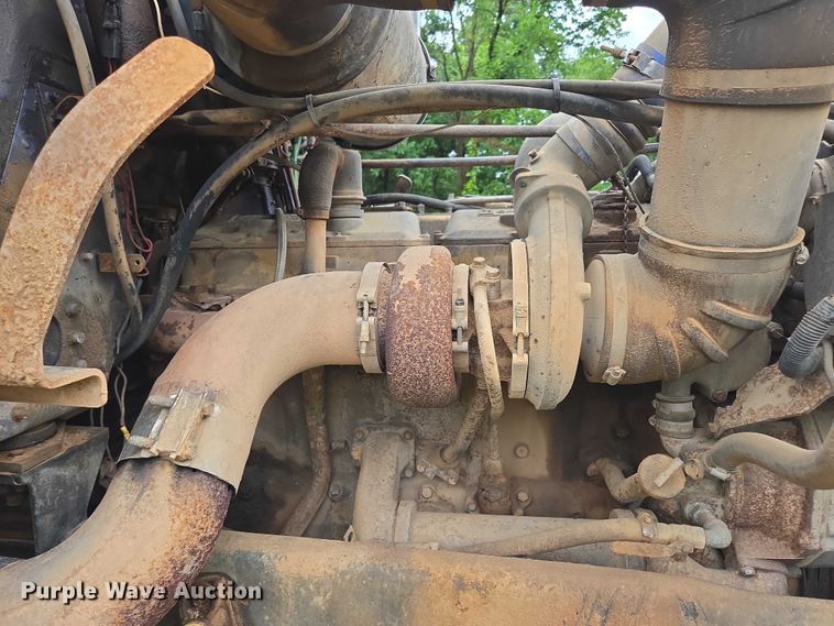 image for item ED1994 1989 Freightliner FLD120 dump truck