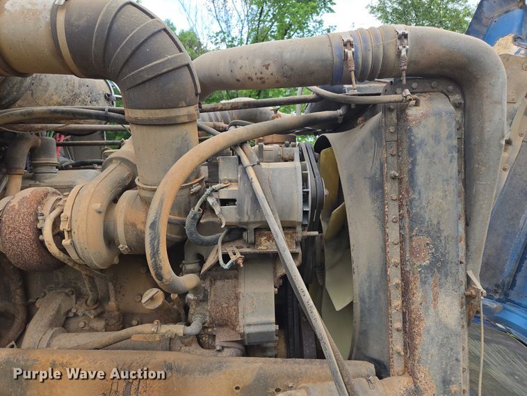 image for item ED1994 1989 Freightliner FLD120 dump truck