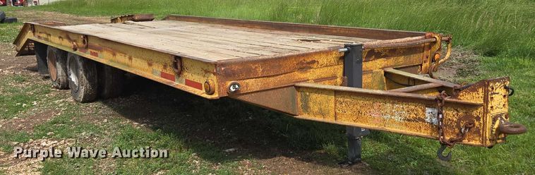 image for item ED1995 2000 Belshe DT-225 equipment trailer
