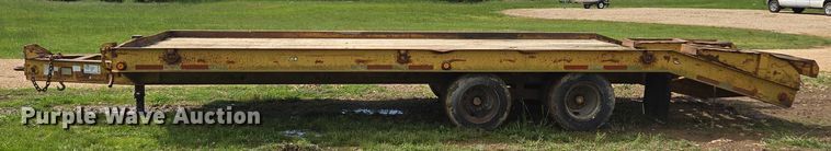 image for item ED1995 2000 Belshe DT-225 equipment trailer