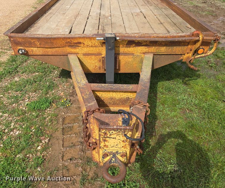 image for item ED1995 2000 Belshe DT-225 equipment trailer