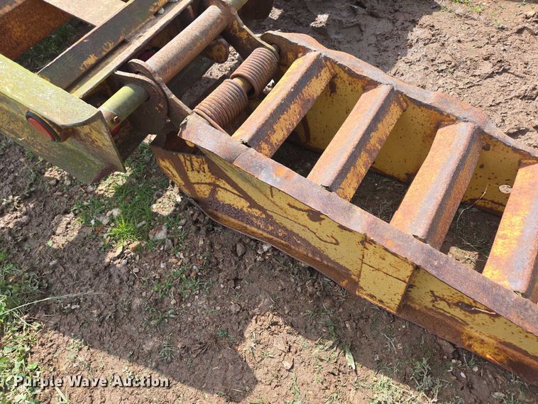 image for item ED1995 2000 Belshe DT-225 equipment trailer