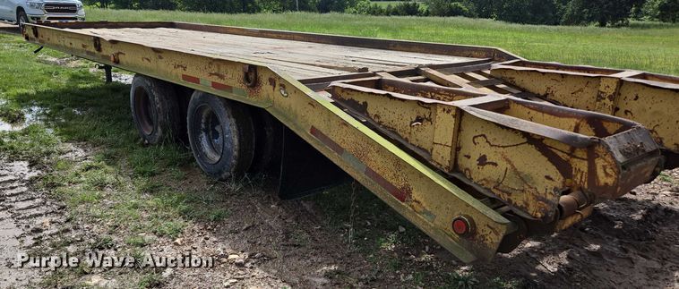 image for item ED1995 2000 Belshe DT-225 equipment trailer
