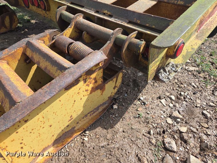 image for item ED1995 2000 Belshe DT-225 equipment trailer