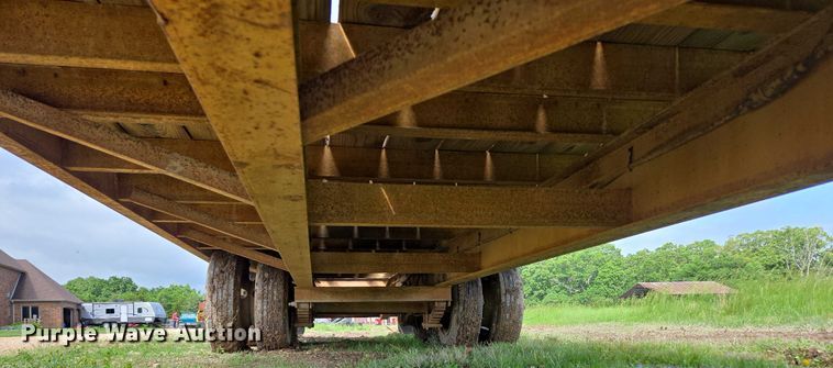 image for item ED1995 2000 Belshe DT-225 equipment trailer