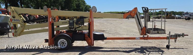 image for item ED1999 2013 JLG T500J boom lift