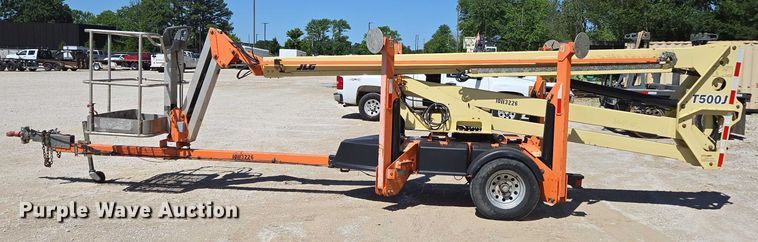 image for item ED1999 2013 JLG T500J boom lift