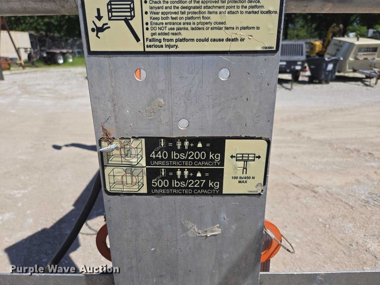 image for item ED1999 2013 JLG T500J boom lift