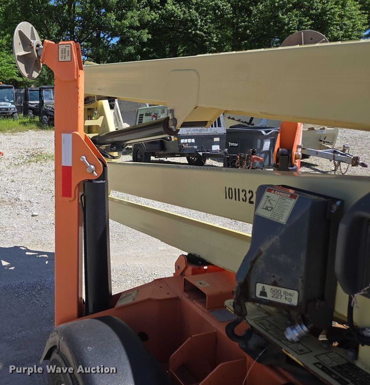 image for item ED1999 2013 JLG T500J boom lift
