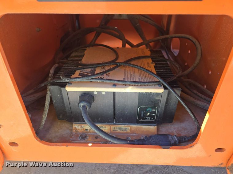 image for item ED1999 2013 JLG T500J boom lift