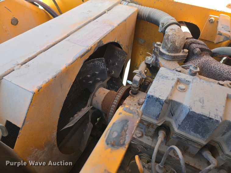 image for item ED2000 1994 Broderson IC-80-2D crane