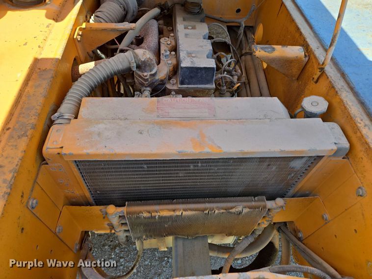 image for item ED2000 1994 Broderson IC-80-2D crane