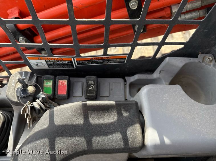 image for item ED5598 2020 Kubota SVL97-2 tracked skid steer loader