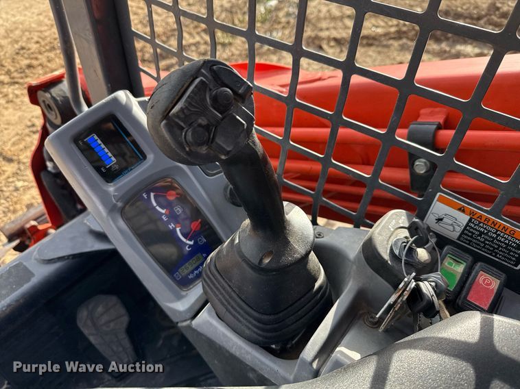 image for item ED5598 2020 Kubota SVL97-2 tracked skid steer loader