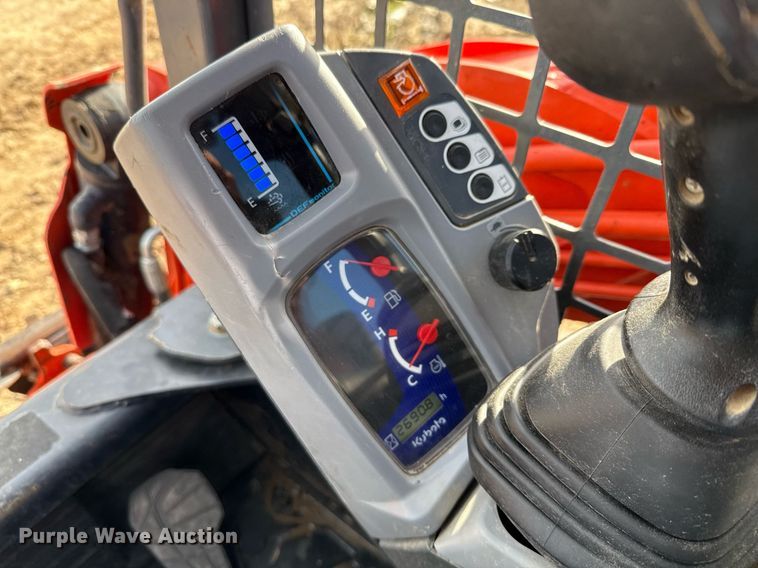 image for item ED5598 2020 Kubota SVL97-2 tracked skid steer loader