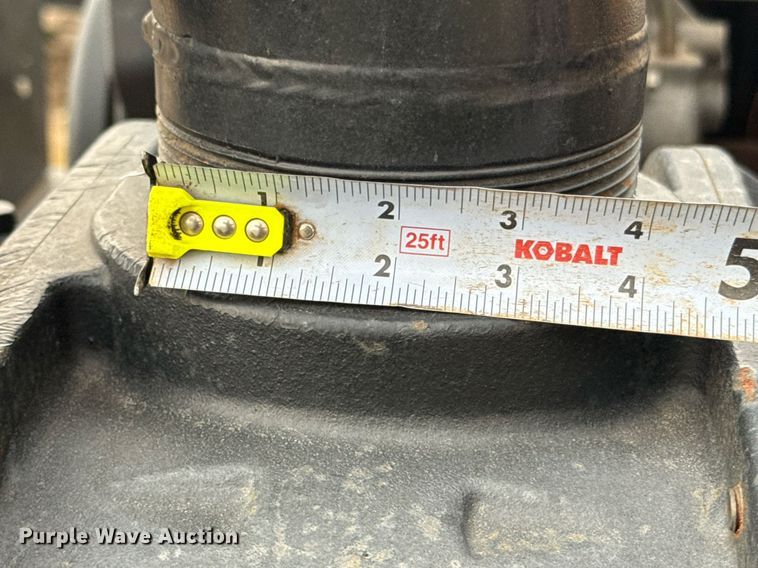 image for item ED5633 2021 Vermeer CV573GT vacuum excavator