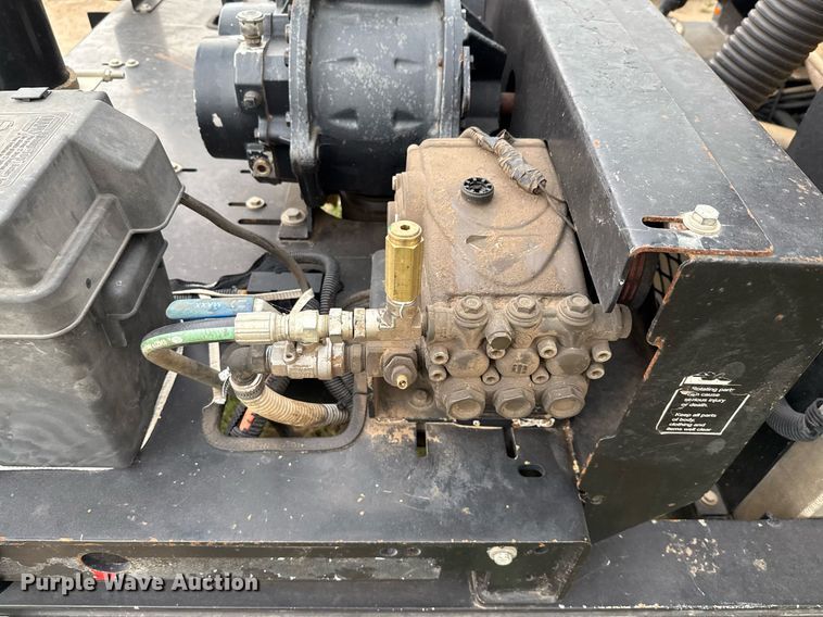 image for item ED5633 2021 Vermeer CV573GT vacuum excavator