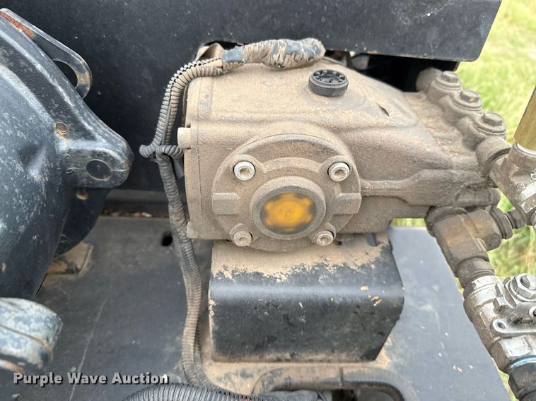 image for item ED5633 2021 Vermeer CV573GT vacuum excavator