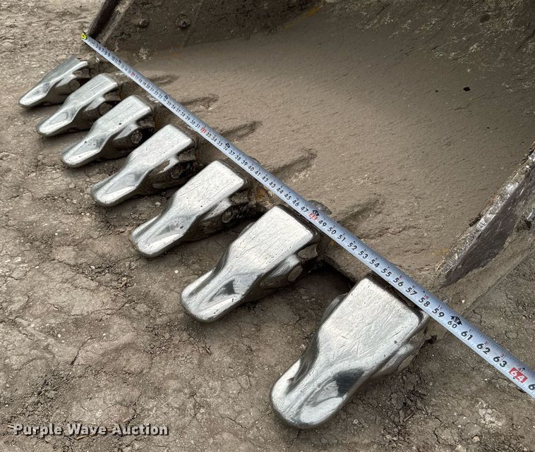 image for item ED5636 2023 Caterpillar 330GC excavator