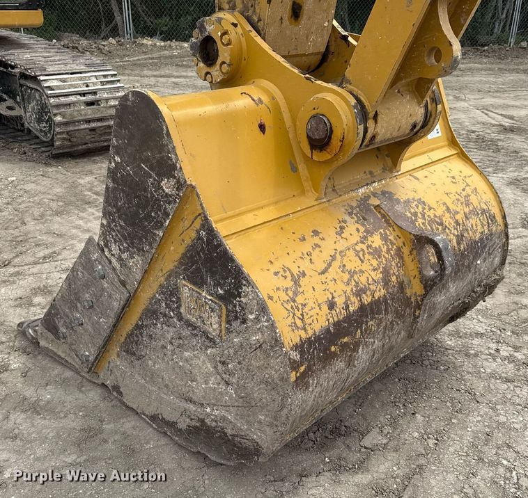 image for item ED5636 2023 Caterpillar 330GC excavator