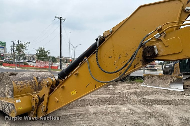 image for item ED5636 2023 Caterpillar 330GC excavator