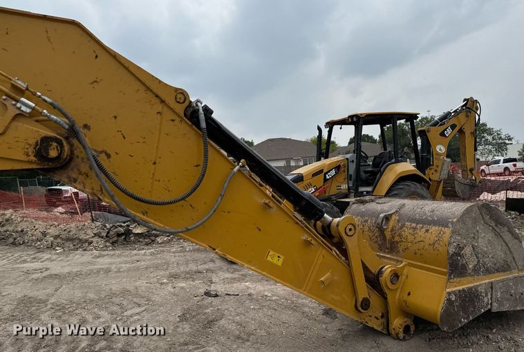 image for item ED5636 2023 Caterpillar 330GC excavator