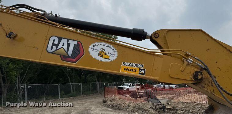 image for item ED5636 2023 Caterpillar 330GC excavator