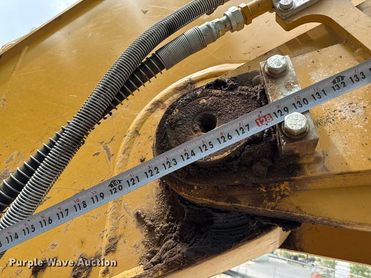 image for item ED5636 2023 Caterpillar 330GC excavator