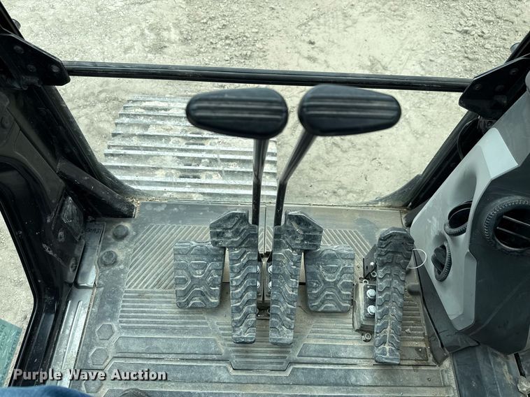 image for item ED5636 2023 Caterpillar 330GC excavator