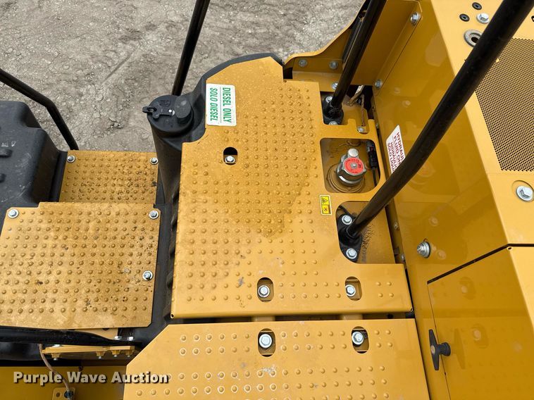 image for item ED5636 2023 Caterpillar 330GC excavator