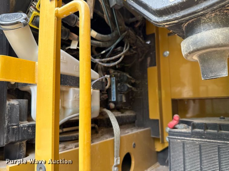 image for item ED5636 2023 Caterpillar 330GC excavator