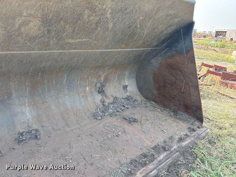 image for item ED5637 WB Case 821G wheel loader bucket