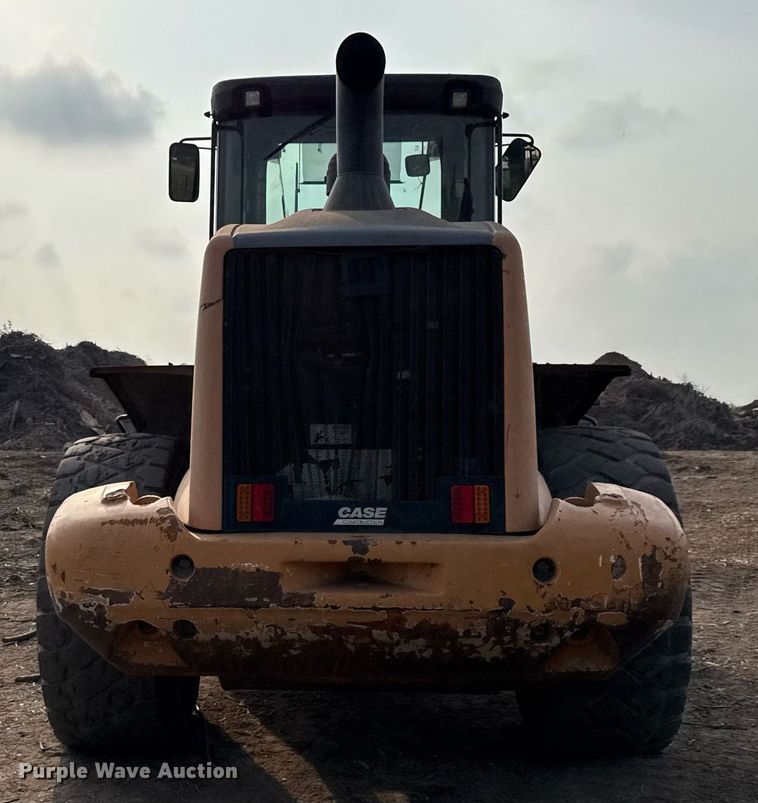 image for item ED5639 2014 Case 821F wheel loader