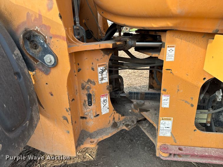 image for item ED5639 2014 Case 821F wheel loader