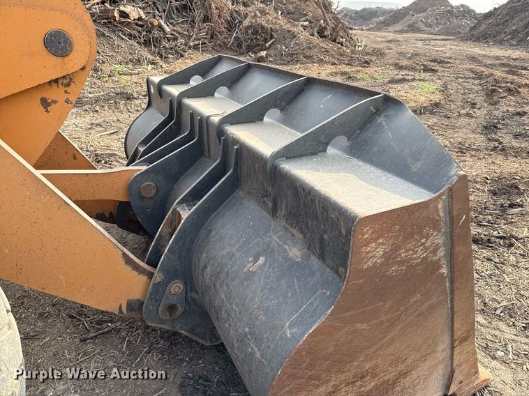 image for item ED5639 2014 Case 821F wheel loader