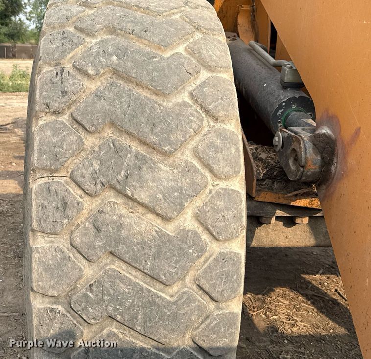 image for item ED5639 2014 Case 821F wheel loader