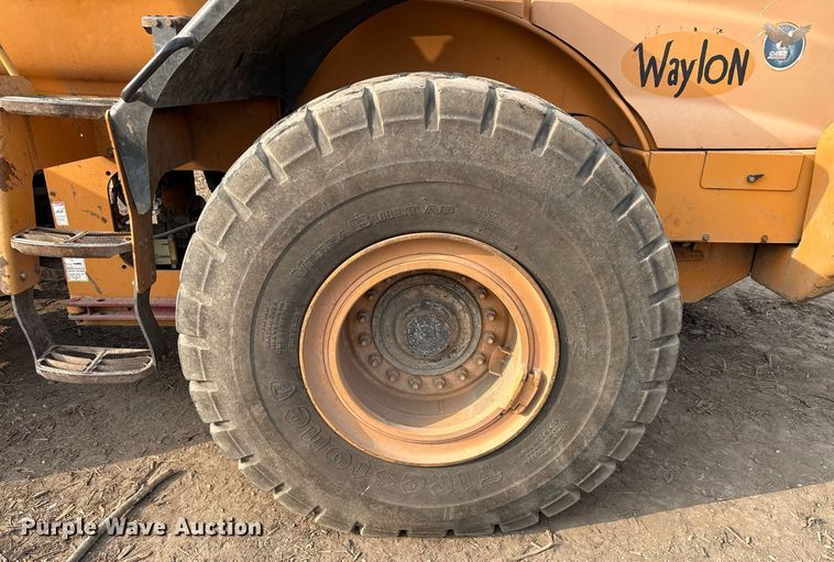 image for item ED5639 2014 Case 821F wheel loader