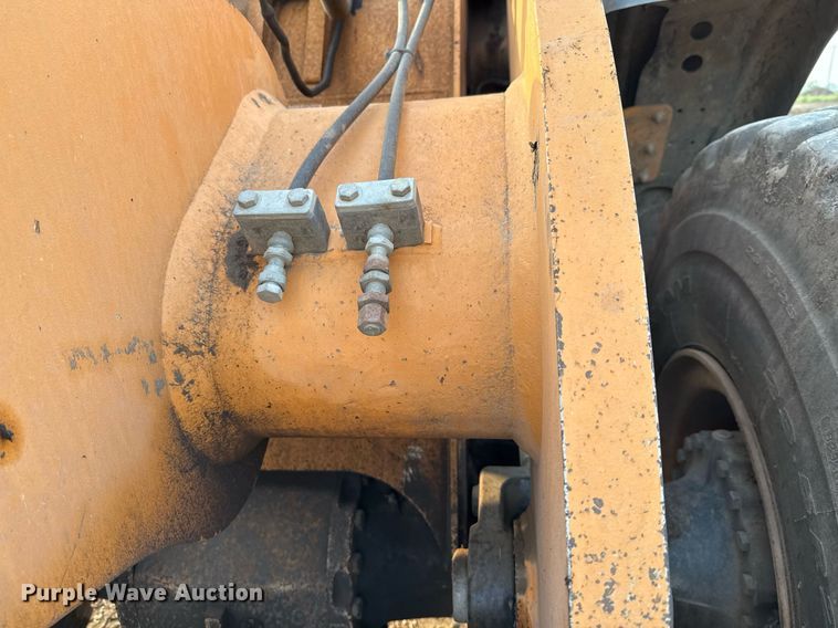 image for item ED5640 2016 Case 821F wheel loader
