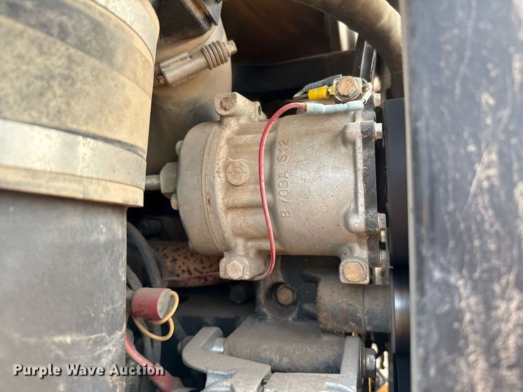 image for item ED5640 2016 Case 821F wheel loader