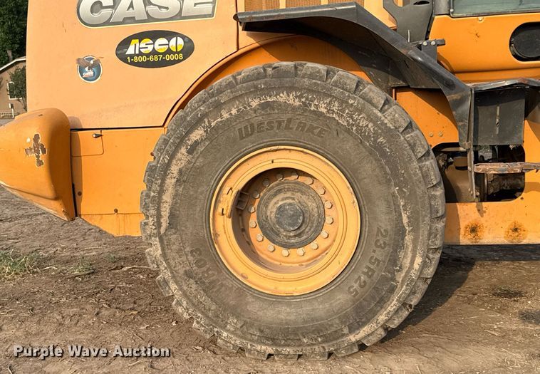 image for item ED5640 2016 Case 821F wheel loader