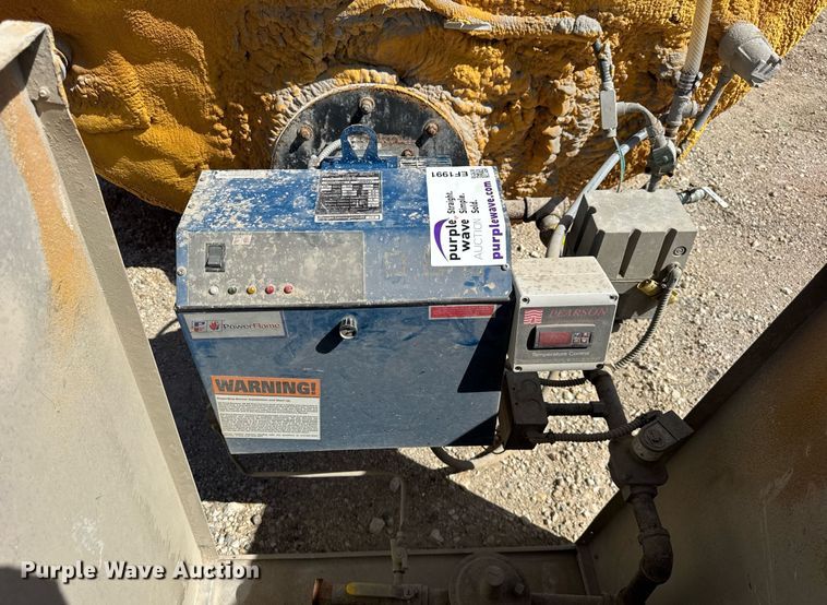 image for item EF1991 Insulated heated tank