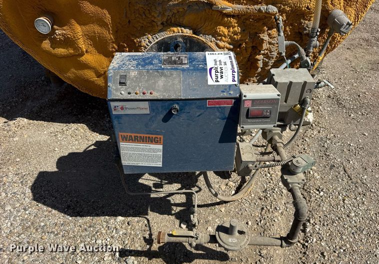 image for item EF1991 Insulated heated tank