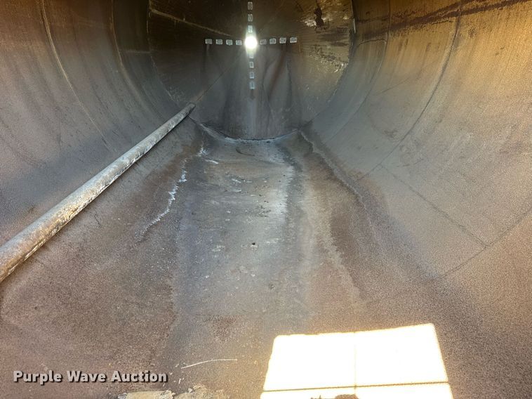 image for item EF1993 Concrete silo