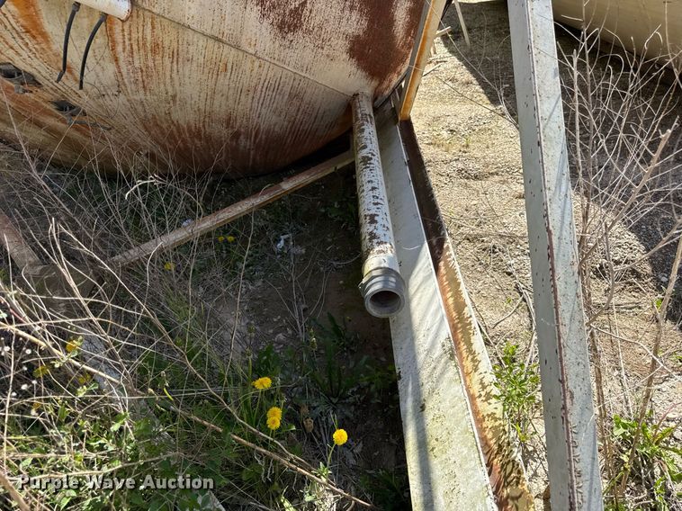 image for item EF1993 Concrete silo